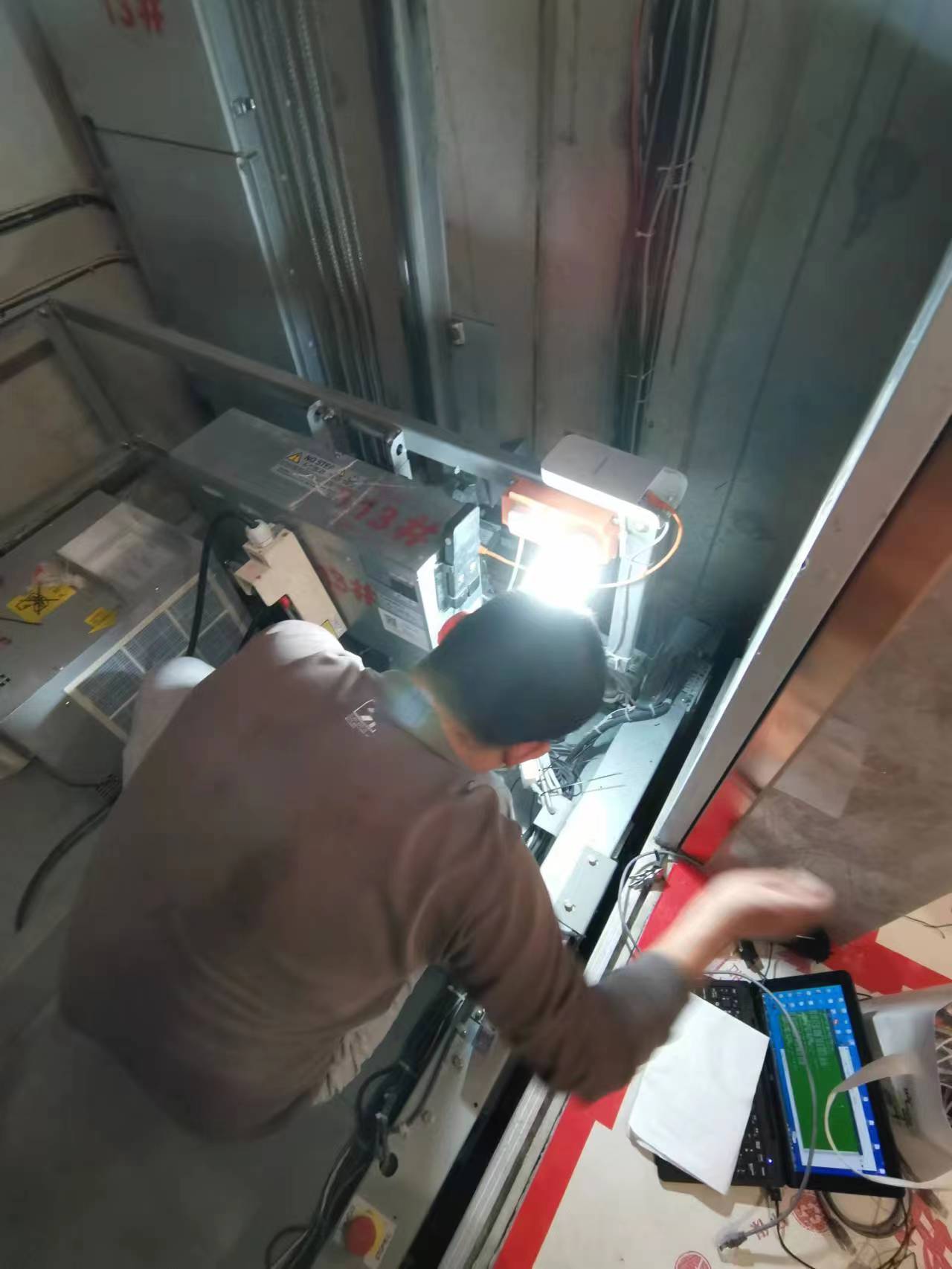 一恒電梯控制系統安裝圖 一恒電梯控制系統安裝圖