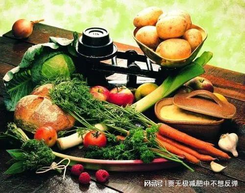 我媽說 今日減肥不努力,明日努力漲肥肉