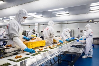 農(nóng)業(yè)機器人、樓房養(yǎng)豬場、“中央廚房”、智能溫室…來看金山以科技引領(lǐng)的現(xiàn)代農(nóng)業(yè)