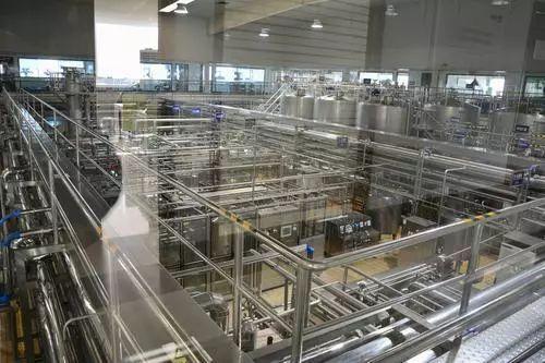 烏魯木齊最值得去的工業(yè)旅游區(qū) 帶你親身體驗(yàn)生產(chǎn)工藝!