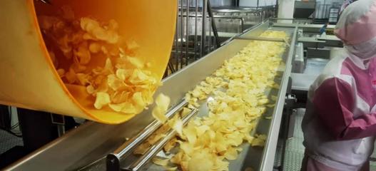 卡樂比Calbee上新"口口香脆"薯片系列 三種口味引領零食新風尚