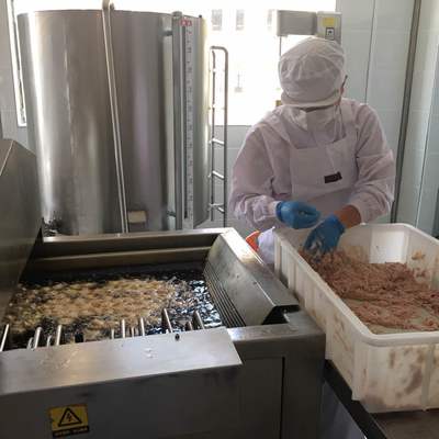 升官渡黃燜圓子 傳承經(jīng)典，品味老武漢的舌尖記憶